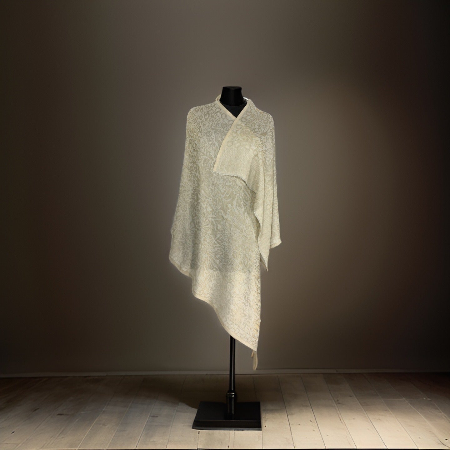 ZARI FLORAL SELF DESIGN