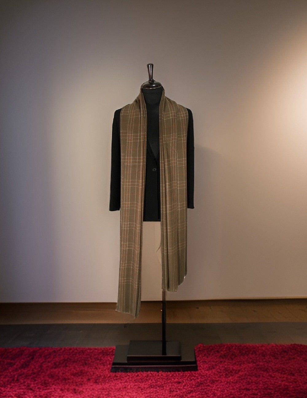 CONTRAST CHECKERED DESIGN LOHI